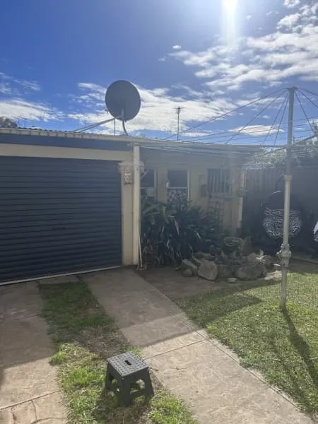 Parking For Rent - Double Garage For Rent Ashbury