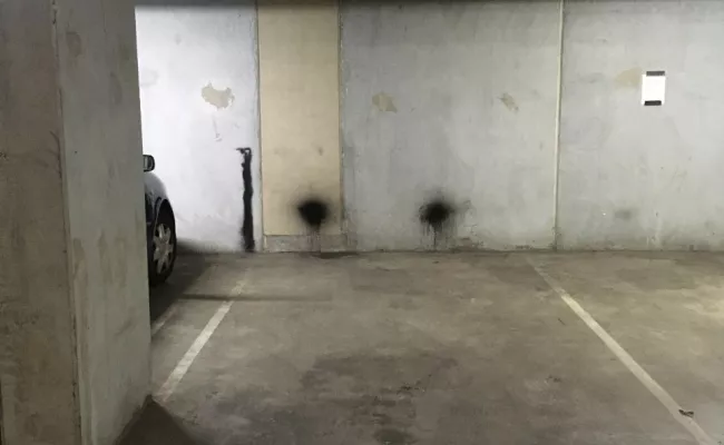 Parking Spaces For Rent - Hawthorn - Secure Indoor Parking Near Glenferrie Station/ Swinburne University