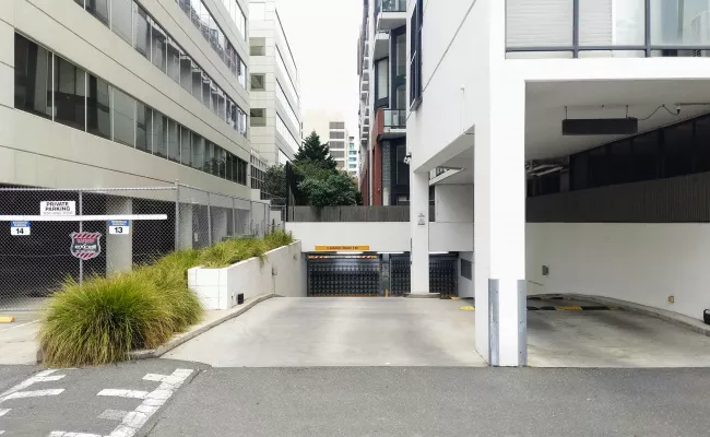 Parking For Rent - Indoor Lot At 539 St.kilda Rd/ Alfred/ Seek