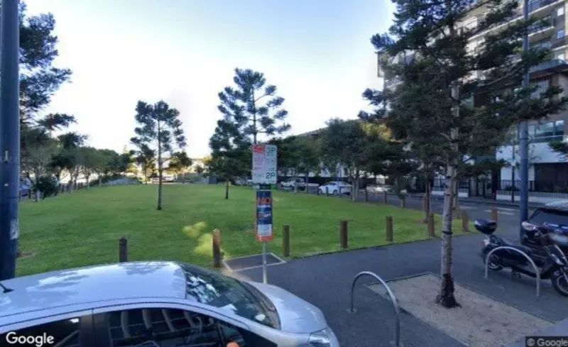 Parking For Rent - Indoor Parking Lot In Docklands