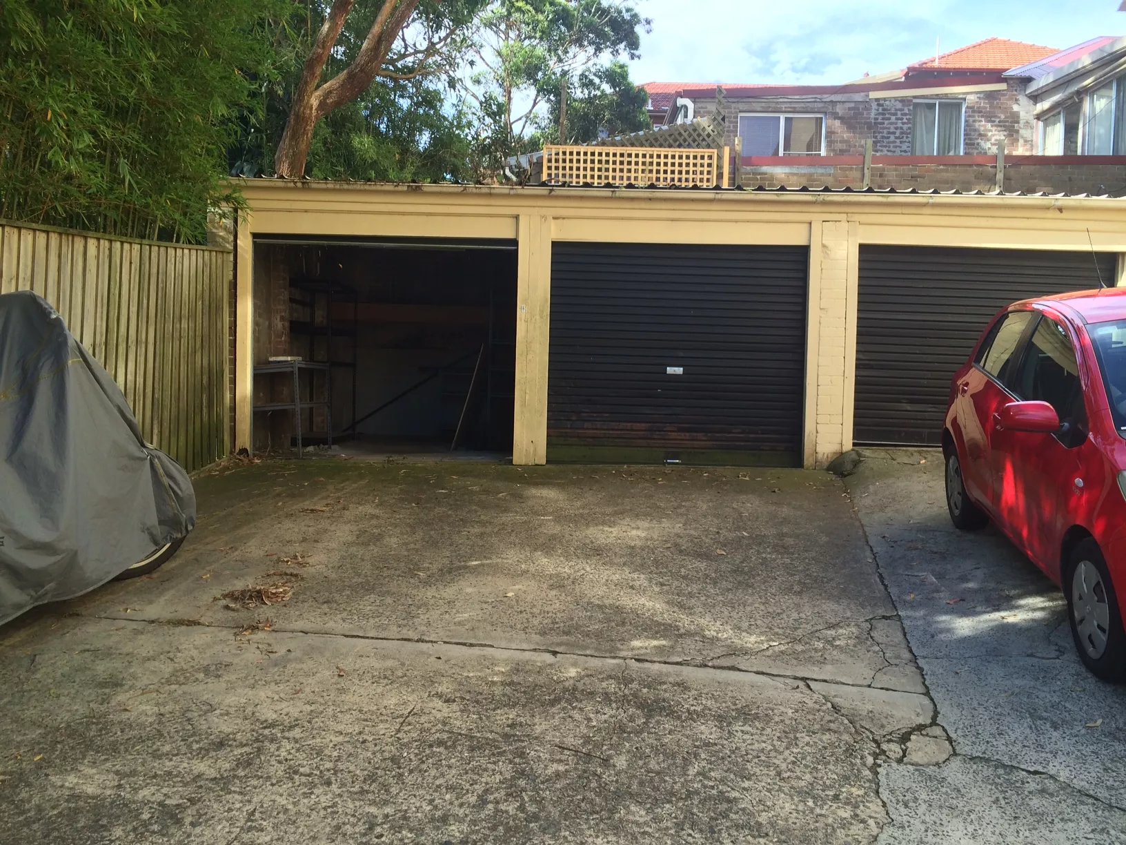 Parking For Rent - Lock Up Garage / Or Great Storage Option -rose Bay