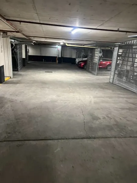 Lock Up Secure Garage In The Cbd Plus Swimming Pool Surry Hills