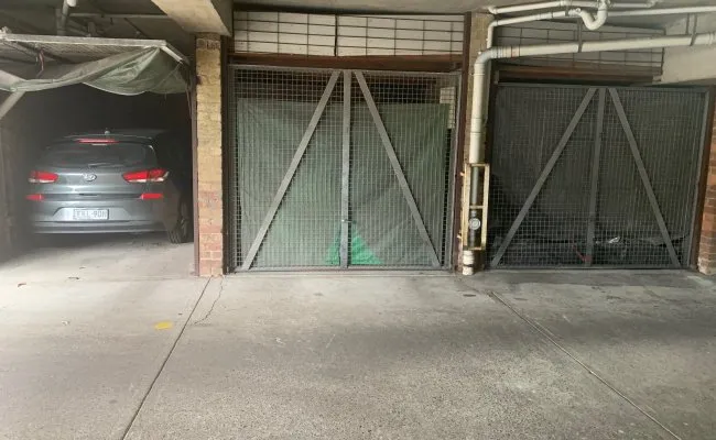 Parking For Rent - Greenwich - Secured Undercover Parking Near Bus Stop And Tafe