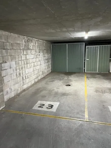 Car Bay For Long Term Rent