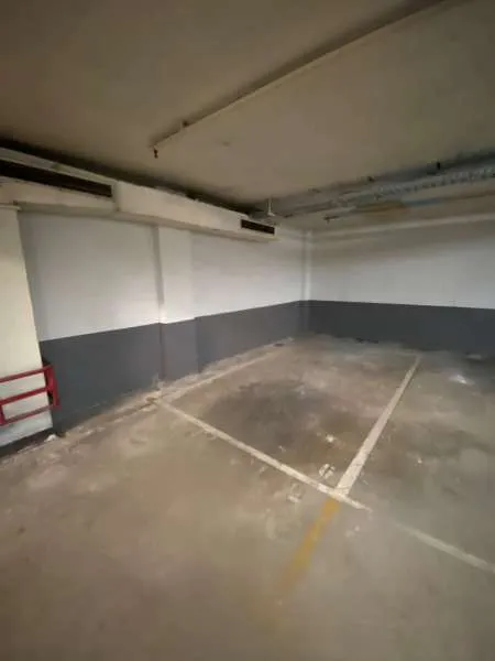 Car Park For Rent Located A 5-10 Minutes Walk From Museum Station