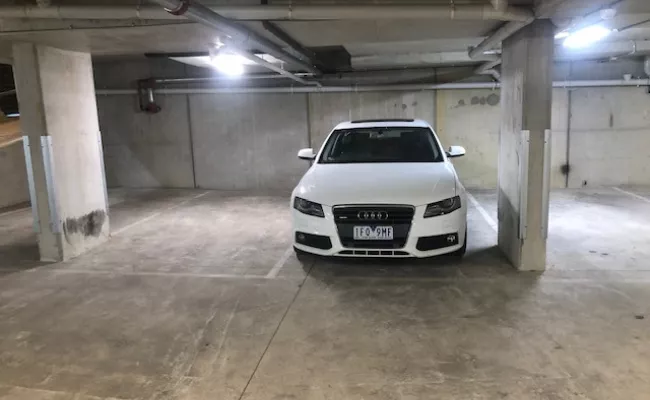 Parking For Rent - Car Space 3 Mins Walk To Cbd And 1 Min Walk To Lygon Street