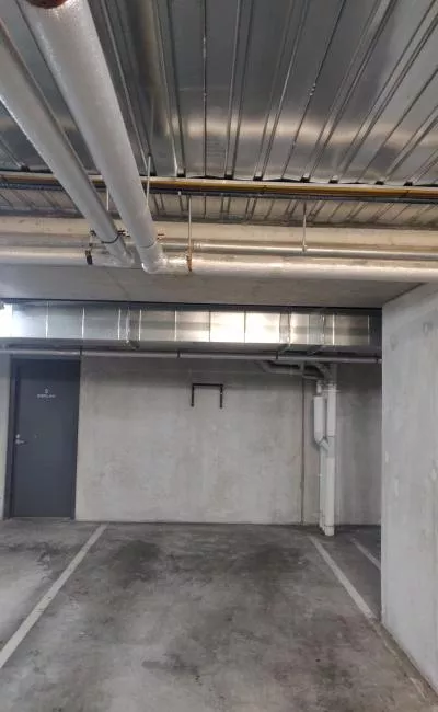 Parking For Rent - Docklands - Secure Indoor Parking Available