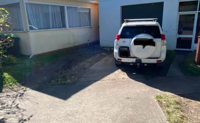 Parking For Rent - Freshwater - Safe Outdoor Parking Close To Bus Stop