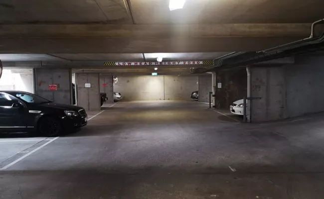 Parking Spaces For Rent - Great Parking Space Near Cbd, Next To Victoria Market And Flagstaff Garden (within Free Tram Zone)