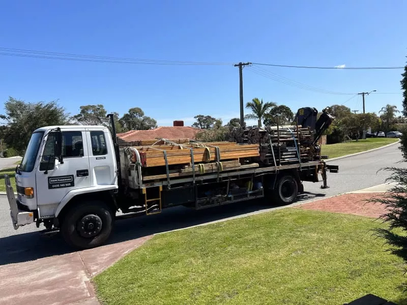 Parking For Rent - Wanted: Truck Parking Bay In Balcatta Wanted.