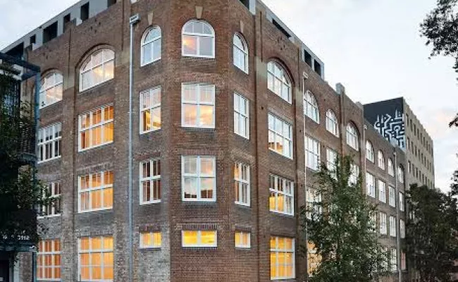 Parking Spaces For Rent - Secure Underground Parking Space In Luxury Surry Hills Apartment Building, 2mins From Crown St Shops