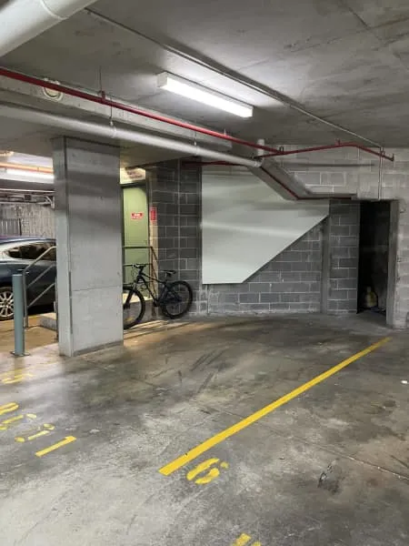 Secured Car Parking Space To Rent In St Peters / Newtown St Peters