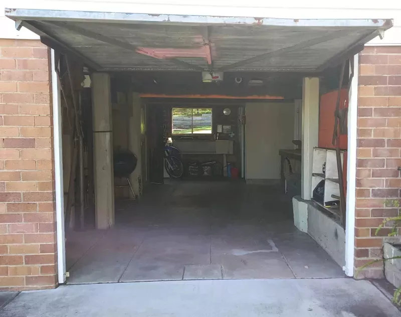 Parking For Rent - Single Car Garage In Safe Neighborhood With Keyless Remote