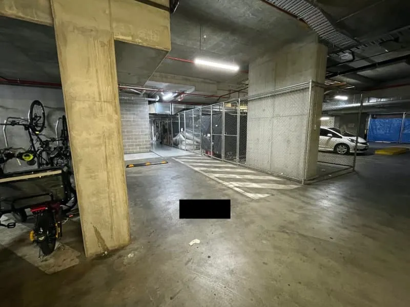 Spacious Carpark (melb Cbd, Near Southern Cross Station, Cleve Ln)