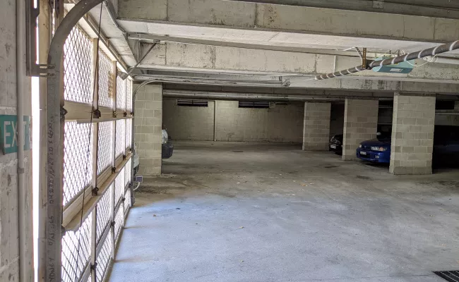 Parking For Rent - Spacious Indoors Parking Space In Darlington, Near The University Of Sydney