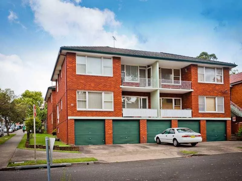 Parking For Rent - Street, Carlton