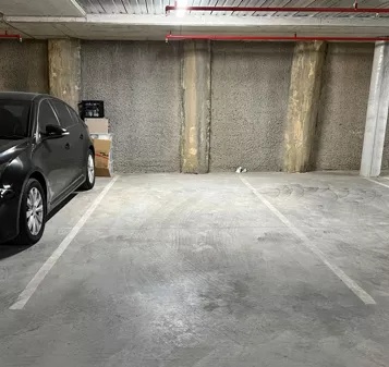 Parking Spaces For Rent - Underground 24/7 Secure Car Park, Walk To Russel Offices And Anzac Park West And Buses