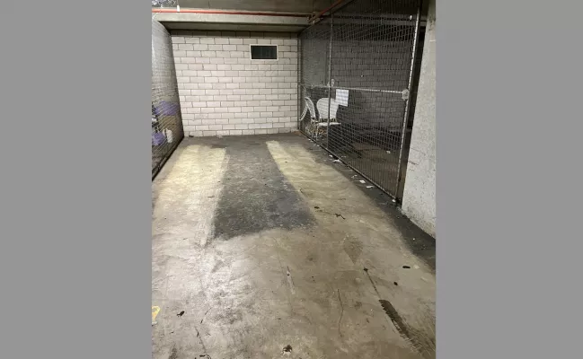 Parking For Rent - Waterloo - Secure Lock Up Garage In The Heart Of City