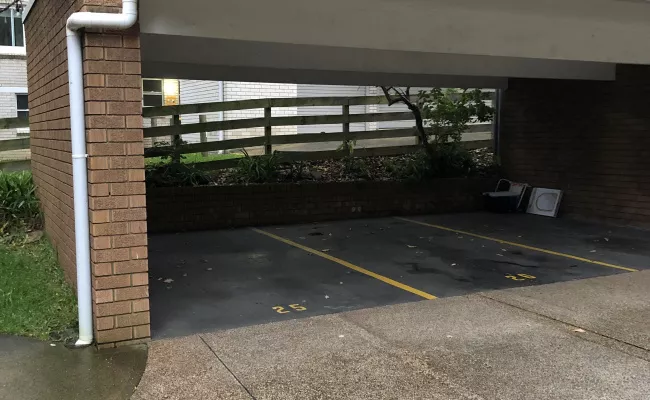 Parking Spaces For Rent - Waverley/bronte Under Cover Parking Space Close To Bronte Beach And Queens Park